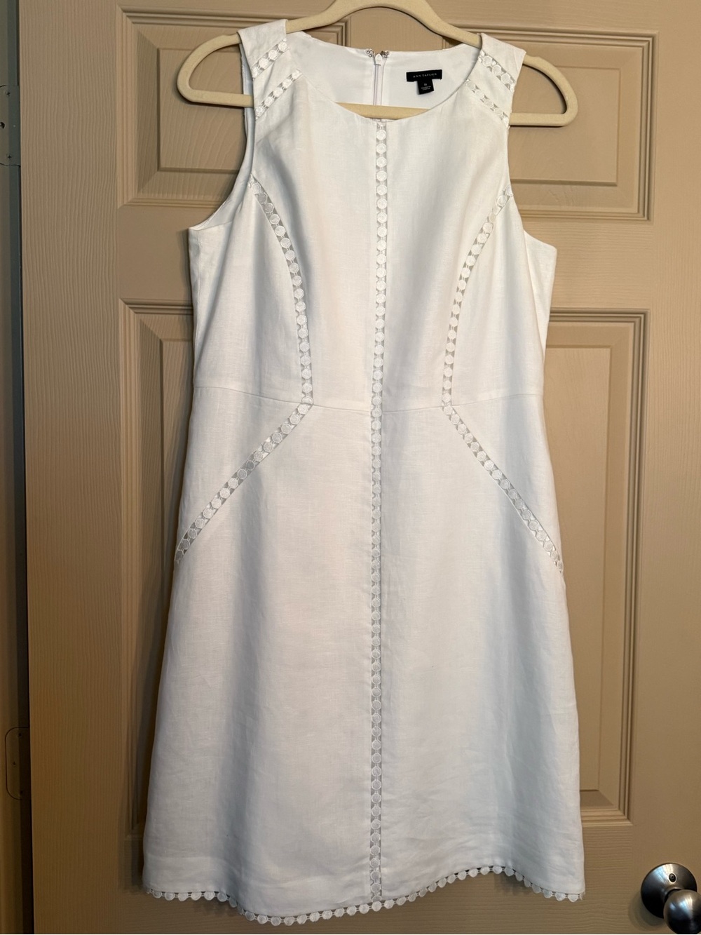 Ann Taylor White Sleeveless Linen Dress knee length with Scallop Trim